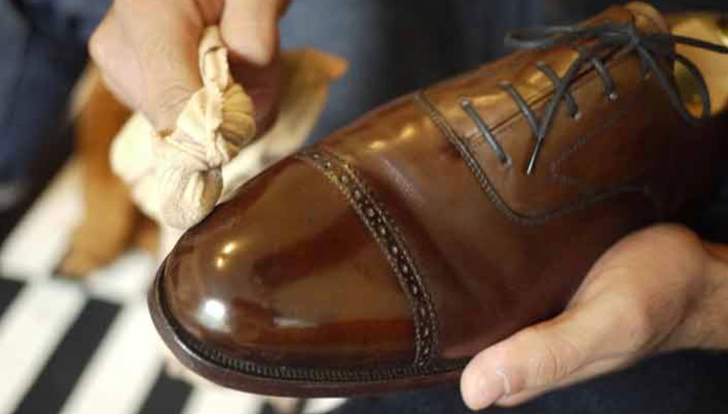 How To Get A Mirror Shine On Your Shoes Shoe Shine Service Ltd